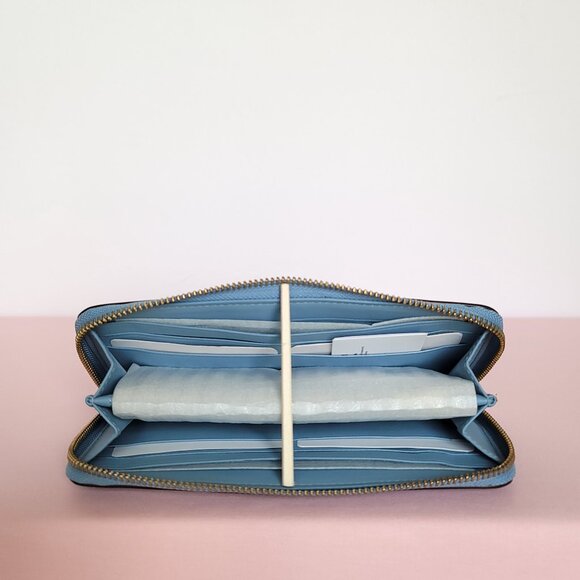 COACH Slim Accordion Smooth Leather Wallet with Back Slip Pocket- Blue Bell ⭐ - Picture 13 of 16